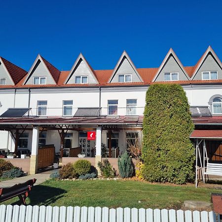 Filo Hotel Gheorgheni  Bagian luar foto