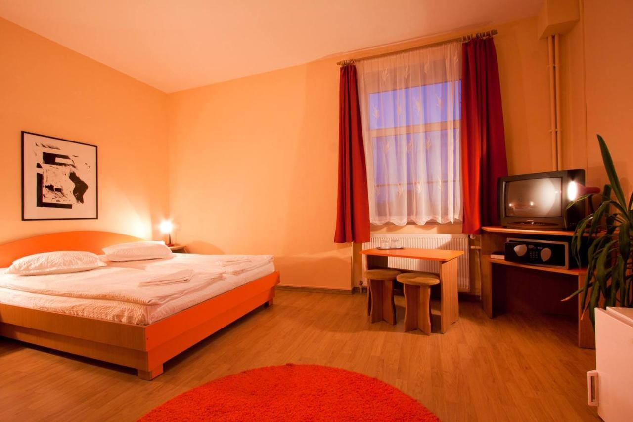 Filo Hotel Gheorgheni  Bagian luar foto