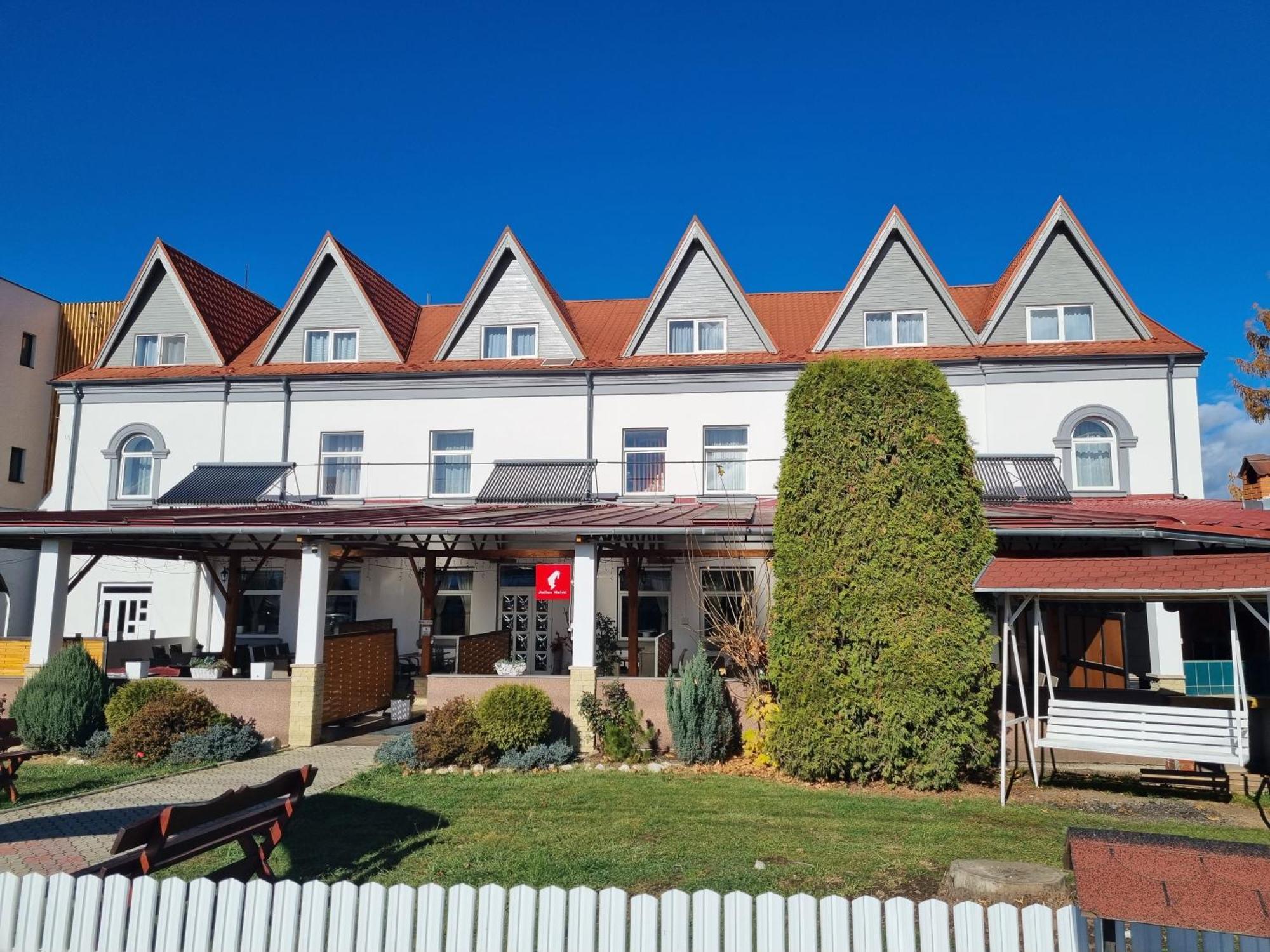 Filo Hotel Gheorgheni  Bagian luar foto