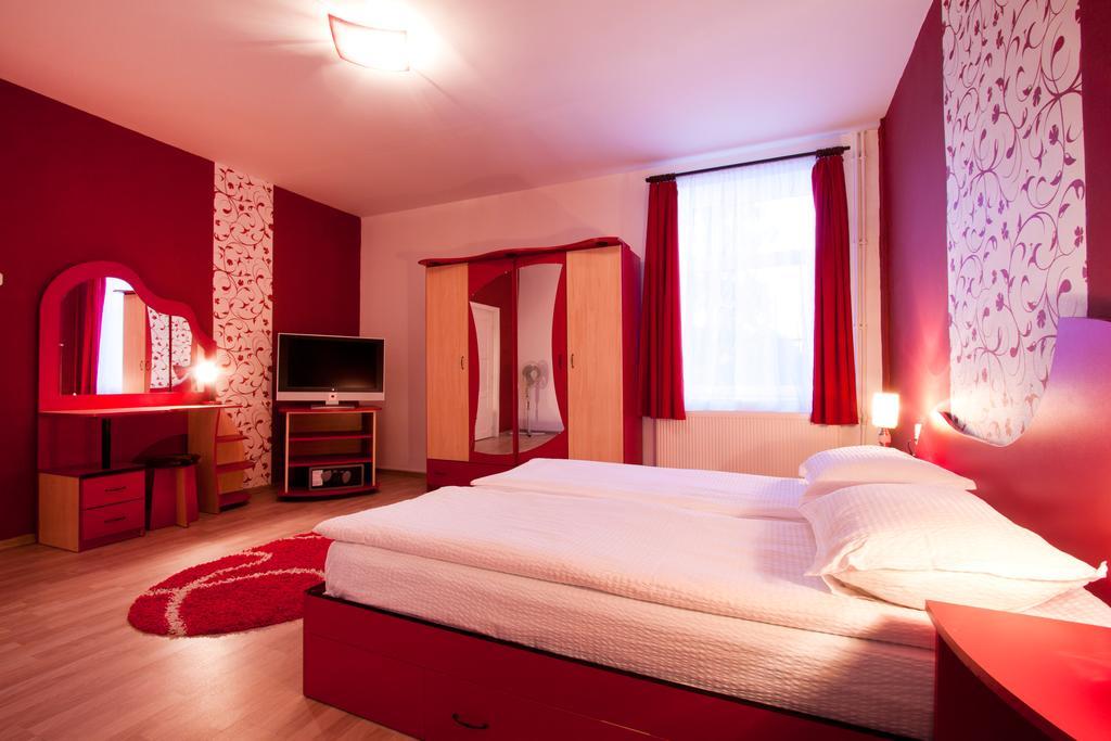 Filo Hotel Gheorgheni  Bagian luar foto