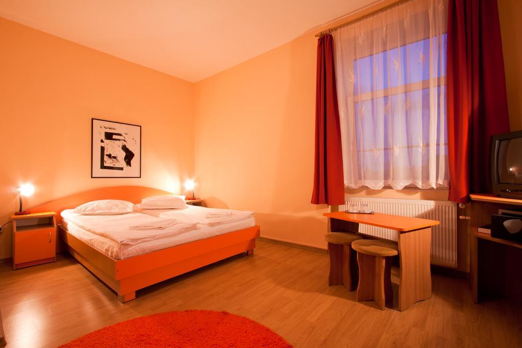 Filo Hotel Gheorgheni  Bagian luar foto